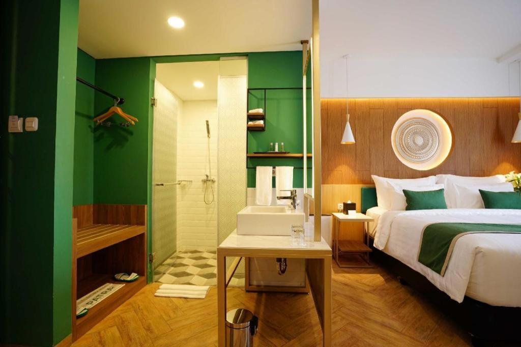 Patra Malioboro Hotel 3*