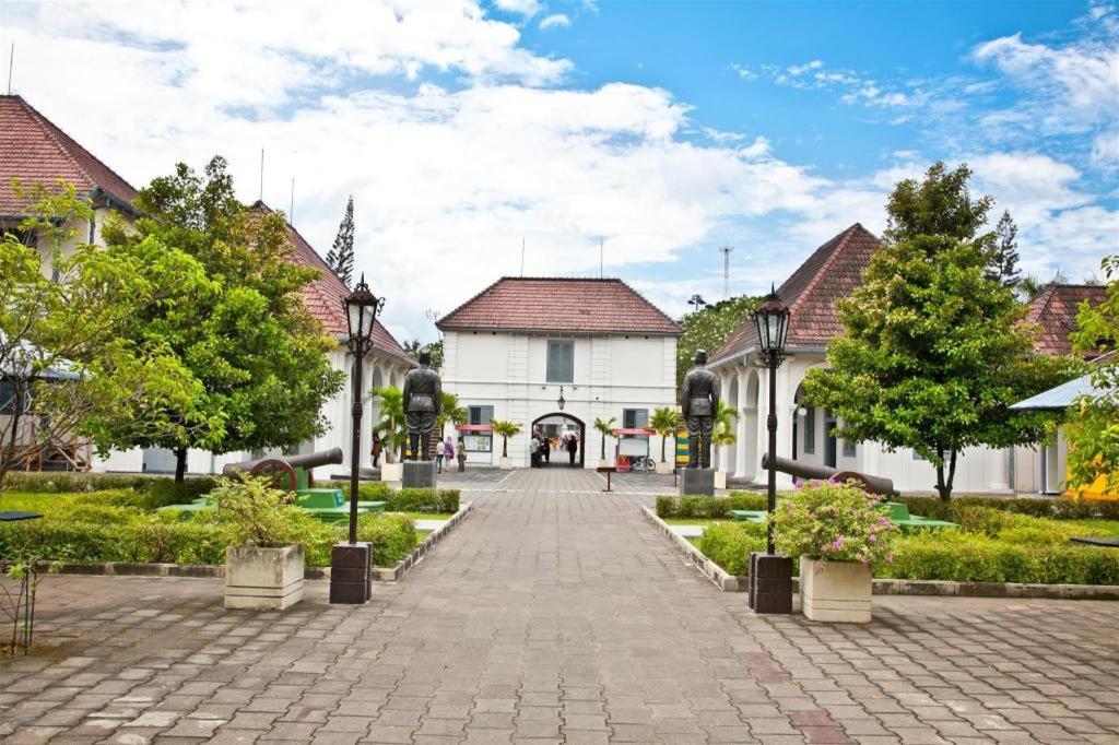 Patra Malioboro Hotel 3*